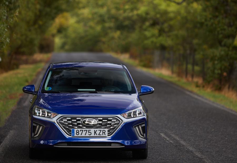  Hyundai IONIQ hybrid (AE) 2019 года  (WW) (фото 30 из 42)
